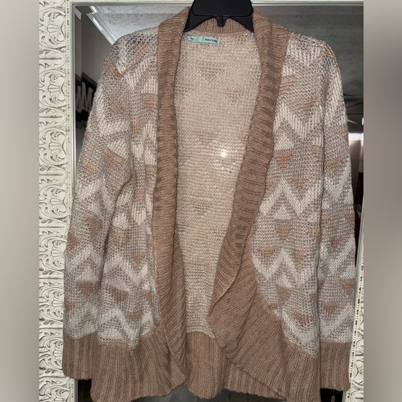 Maurices• Geometric Silver Shimmer Cardigan - Picture 1 of 9